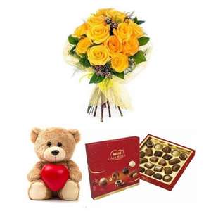 Producto https://vanityflor.es/packs-con-rosas/340-ramo-de-10-rosas-amarillas-con-bombones-y-osito-de-peluche.html